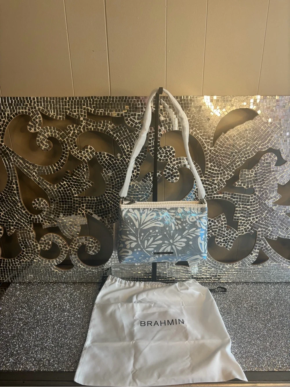 ⭐️Brahmin Lorelei Bellbottom Blue Lucent Leather Shoulder Bag